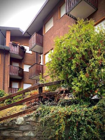 Elegante Trilocale Con Garage, Terrazzo E Vista Montagne Lägenhet Bardonecchia Exteriör bild